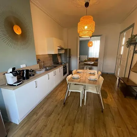 -le Petit Rochelais- Centre Ville, Stationnement, Netflix - Ideal Couples, Familles, Business 公寓 尼奥尔
