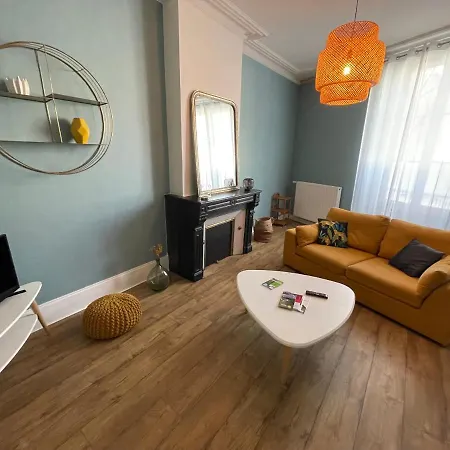 -le Petit Rochelais- Centre Ville, Stationnement, Netflix - Ideal Couples, Familles, Business 公寓